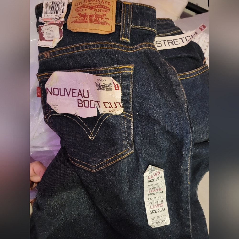 Levi's Women's 515 Nouveau Boot Cut Jeans size 20